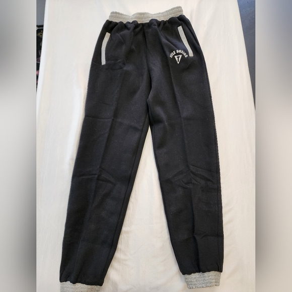 Title Boxing Men's Black Grey Training Joggers Warm Pockets, sz MD - Picture 1 of 16